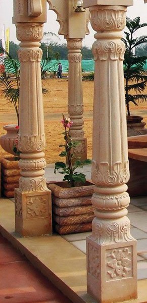 stone pillars 432094